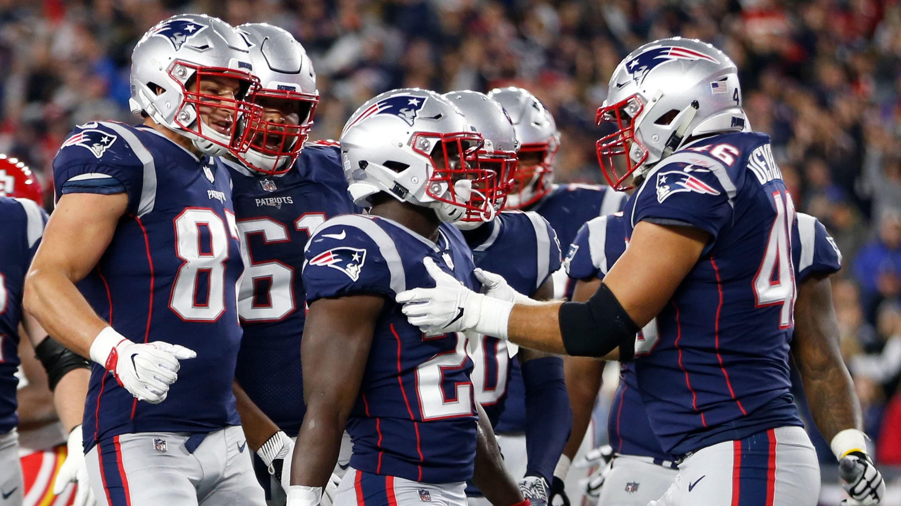 Rankings do poder de NFL: Patriots que fecham-se em ram do no. 1