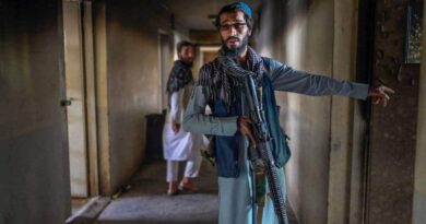 Vitorioso, o Taleban enfrenta novo teste feroz no Afeganistão