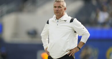 A tensão aumentou entre o técnico Urban Meyer, os jogadores do Jaguars e a equipe entre 2-10 start – NFL.com