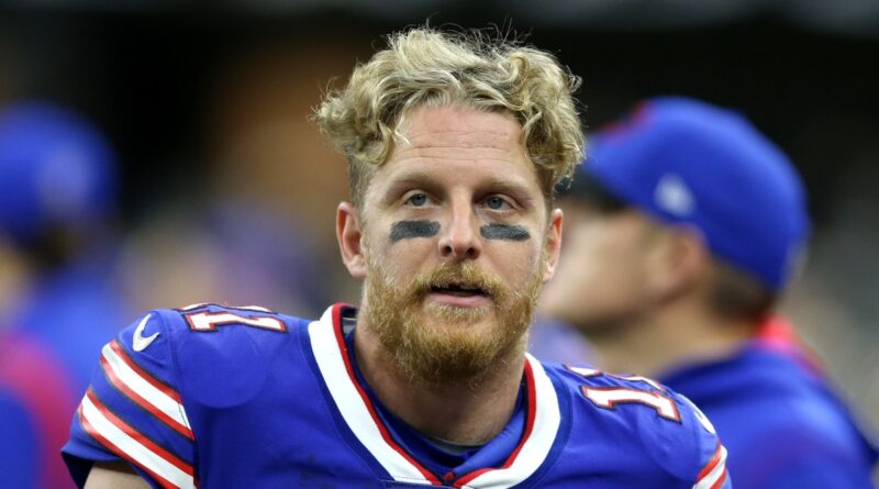 O wide receiver do Bills, Cole Beasley, diz 'as regras', e não COVID o está mantendo fora – Sports Illustrated