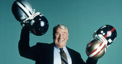 John Madden, treinador e locutor do Hall da Fama da NFL, morre aos 85