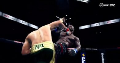 Vídeo: Tyson Fury e Francis Ngannou trocam nocautes no carretel de destaque em simulação