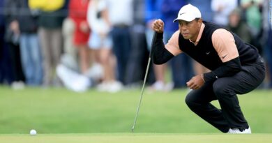 Tiger Woods se retira do PGA Championship após postar na pior rodada da carreira no evento – CNN