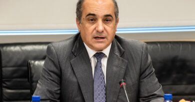 Quatro acusados ​​​​por esquema de 'dinheiro por passaportes' de Chipre