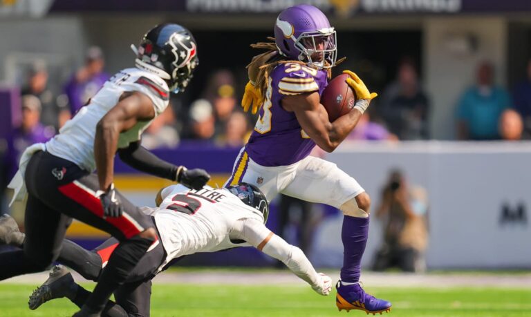 Aaron Jones se tornou o Christian McCaffrey dos Vikings?