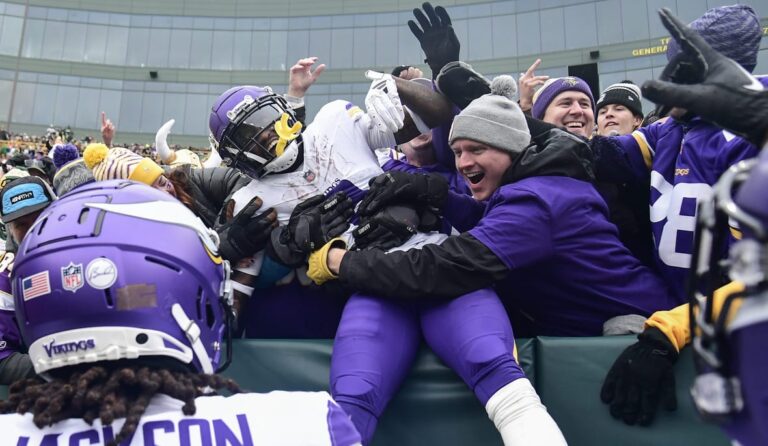 Antevisão e previsão: Vikings invictos vão para Lambeau no primeiro jogo da divisão