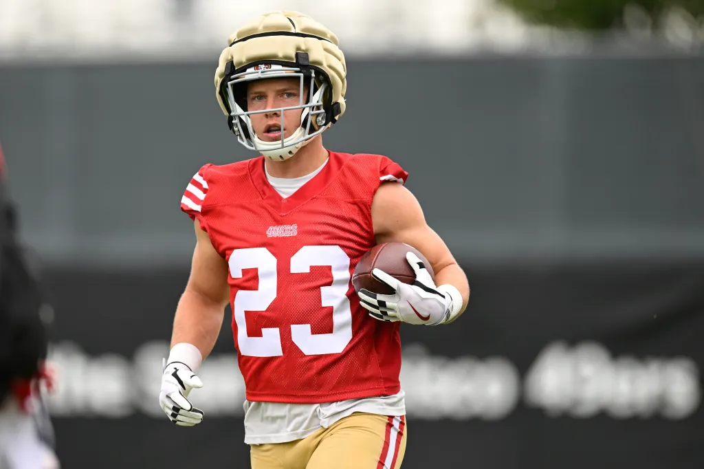 Christian McCaffrey tem tendinite de Aquiles bilateral – médico explica