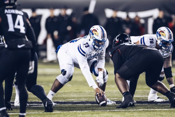 Entrevista do Draft Prospect da NFL para 2025: Dre Doiron, OL, Universidade do Kansas