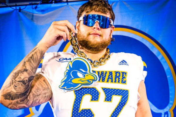 Entrevista do Draft Prospect da NFL para 2025: Blaise Sparks, OL, Universidade de Delaware