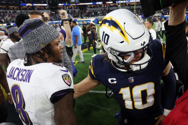 Ravens x Chargers: Quem Sai Vitorioso em Grande Confronto da NFL