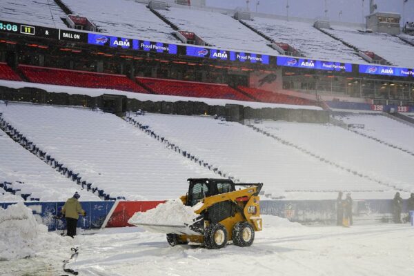 Confronto Épico: 49ers e Bills se Enfrentam em Noite de Neve na NFL!