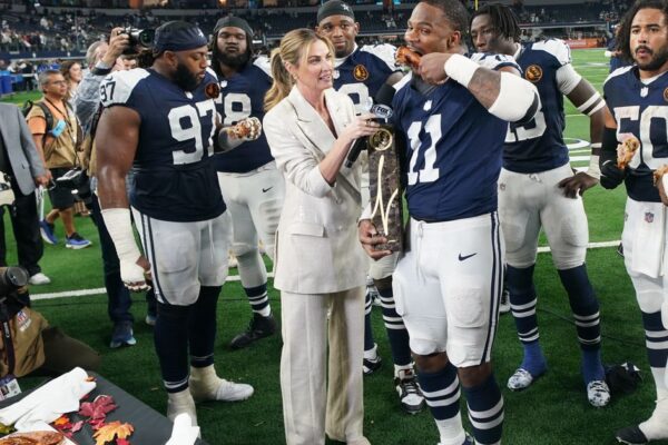 Dallas Cowboys: A Grande Vitória de Ação de Graças e os Destaques Imperdíveis!