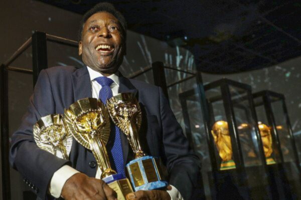 Pelé é o Maior Artilheiro? A Polêmica que Agita o Mundo do Futebol!