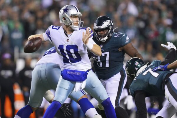 Dallas Cowboys: A Última Chance de Brilhar Contra os Rivais Eagles!