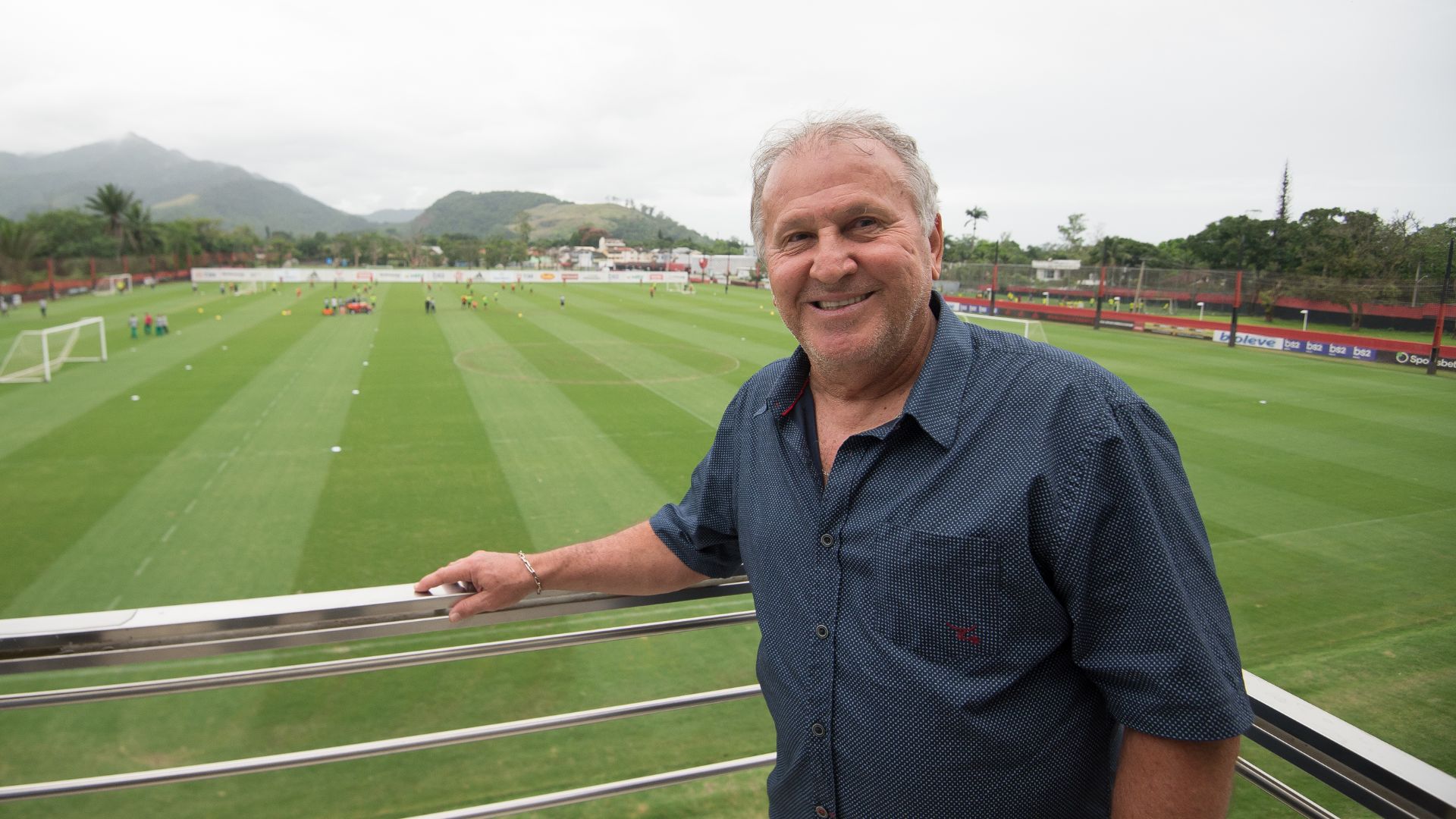 Zico: O Mito do Flamengo e Seus Salários Surpreendentes nos Anos 80!