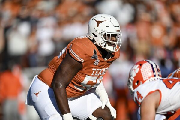 Cameron Williams: O Gigante do Texas que Pode Transformar a Linha dos Cowboys!