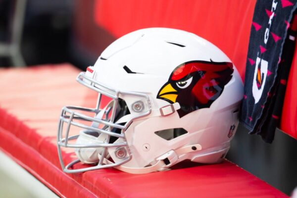 Arizona Cardinals previsto para negociar em 2025 NFL Draft para que o Cheat “Cheat” da terra