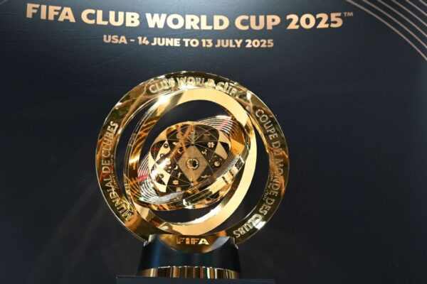 15.000 Fãs Proibidos: Medidas Radicais para a Segurança na Copa do Mundo! 15.000 Fãs Proibidos: Medidas Radicais para a Segurança na Copa do Mundo!