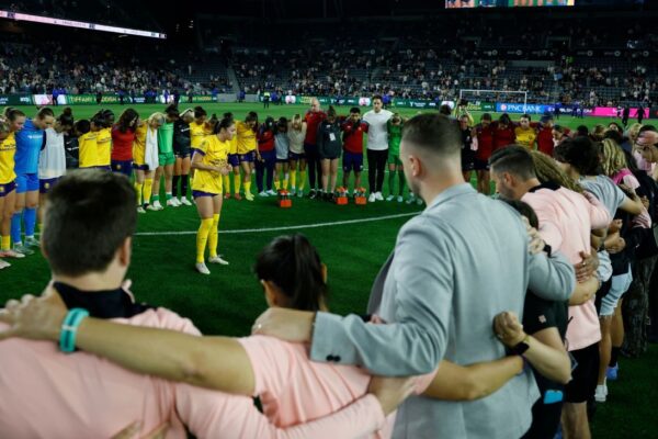 NWSL Revoluciona: Nova Política Prioriza Segurança das Jogadoras em Campo! NWSL Revoluciona: Nova Política Prioriza Segurança das Jogadoras em Campo!