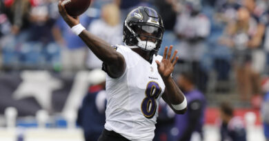 Início da semana 4 da NFL: Ravens saltam para grande vantagem sobre Bills, mas Josh Allen luta de volta – Yahoo Sports