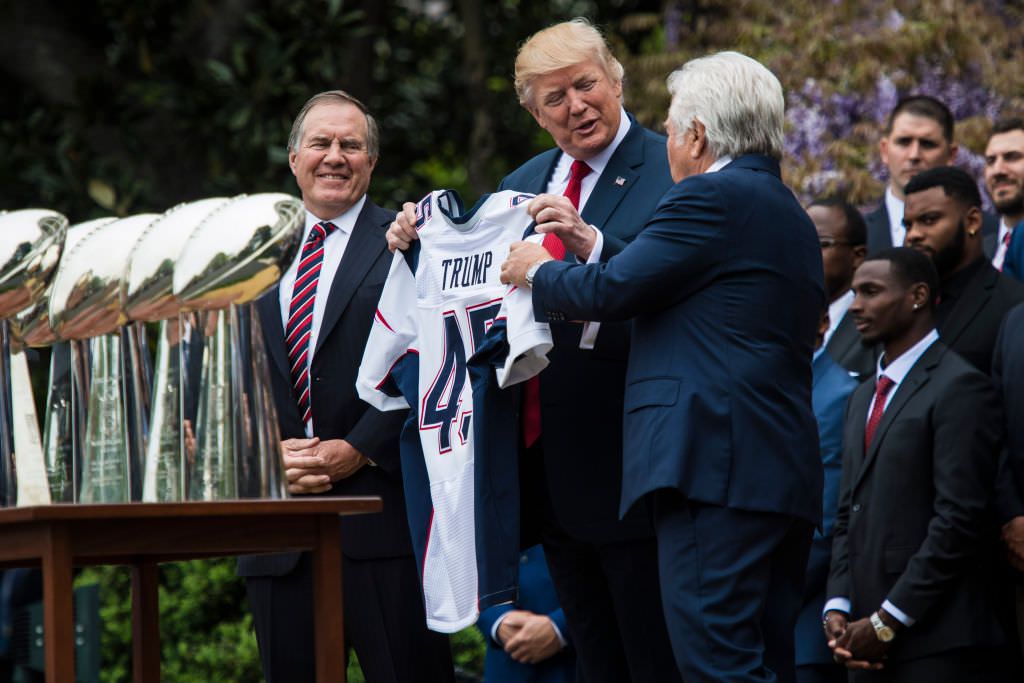 Presidente Trump prevê que os New England Patriots vencerão o sexto Super Bowl