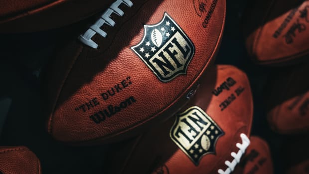 Quanto valem os comandantes de Washington do proprietário da NFL Dan Snyder
