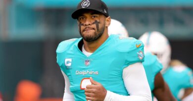 Relatório de lesão do NFL Super Wild Card Weekend: Lamar Jackson perde o treino novamente;  Dolphins' Tua Tagovailoa fora – CBS Sports