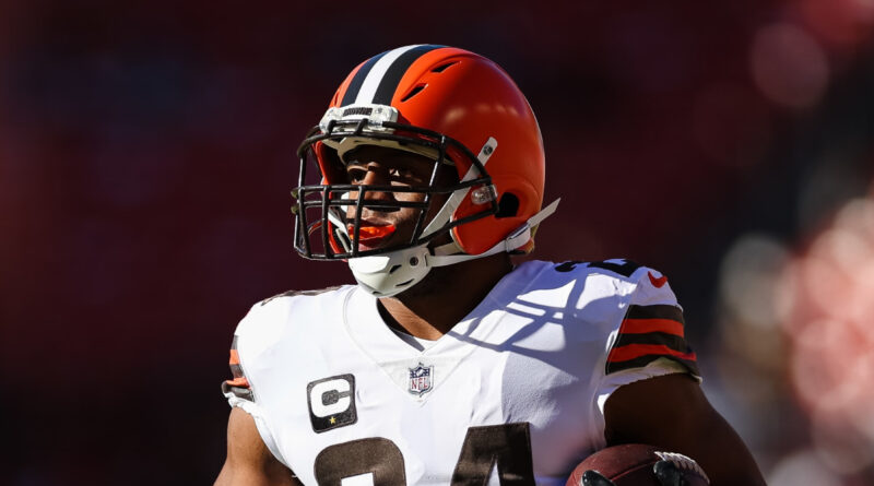 Rumores da NFL: Browns 'não têm planos' de trocar Nick Chubb durante a entressafra