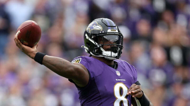Exec da NFL compara Lamar Jackson, relacionamento dos Ravens com Aaron Rodgers, Packers
