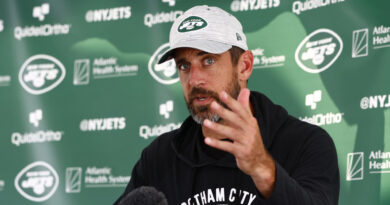 Aaron Rodgers ‘Wanted to Retire’ Before Jets-Packers Trade; Explains Darkness Retreat