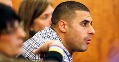 Aaron Hernandez’s brother now facing federal charges over alleged threatening messages