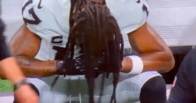 Frustrated Davante Adams Spotted Slamming Helmet Late in Raiders’ Loss to Lions