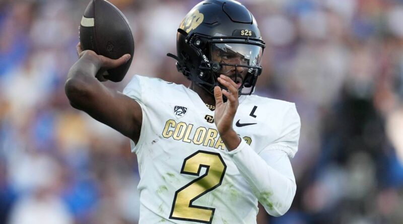 Colorado’s Shedeur Sanders Leaves Game vs. Washington State Due to Apparent Injury | The Fresno Bee