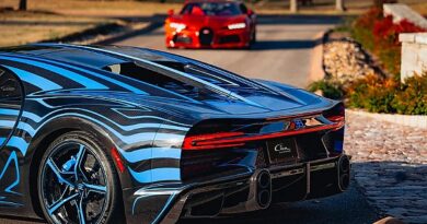 Bugatti Shows Off Two Matching Custom Chiron Super Sports Created For American Couple