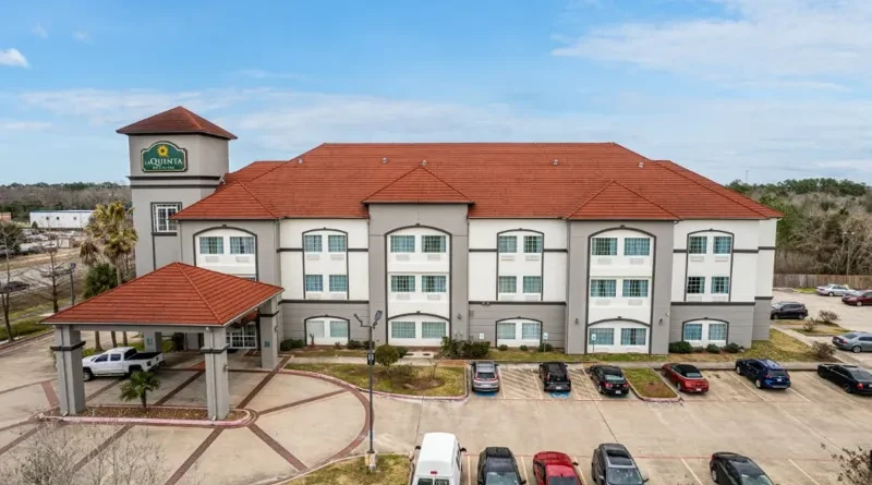 La Quinta Inn & Suites by Wyndham Pearland in Pearland, Texas Listed For Sale