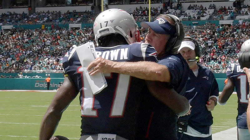 Boatos da NFL: Antonio Brown de olho em breve, “daria as boas-vindas” à reunião dos patriotas – NESN