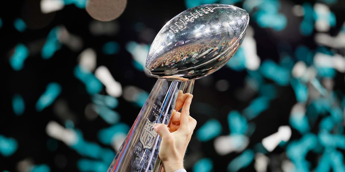 Um adolescente de Nova York conseguiu que 40.000 pessoas assinassem uma petição para transferir o Super Bowl aos sábados